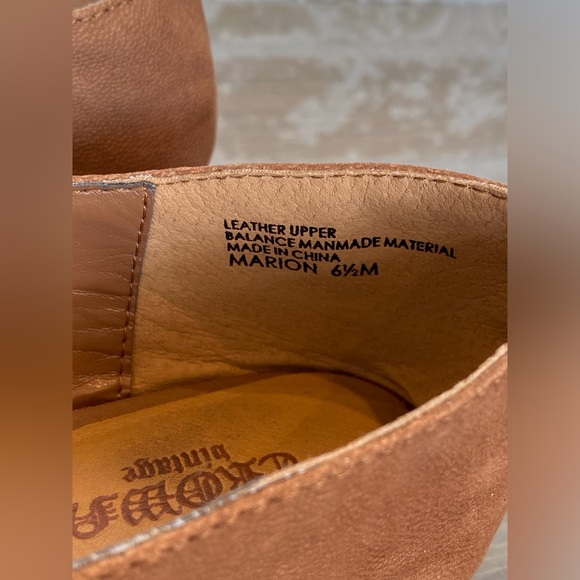 Like New Chroma Vintage Marion Leather Flats SZ 6.5 - Picture 2 of 10